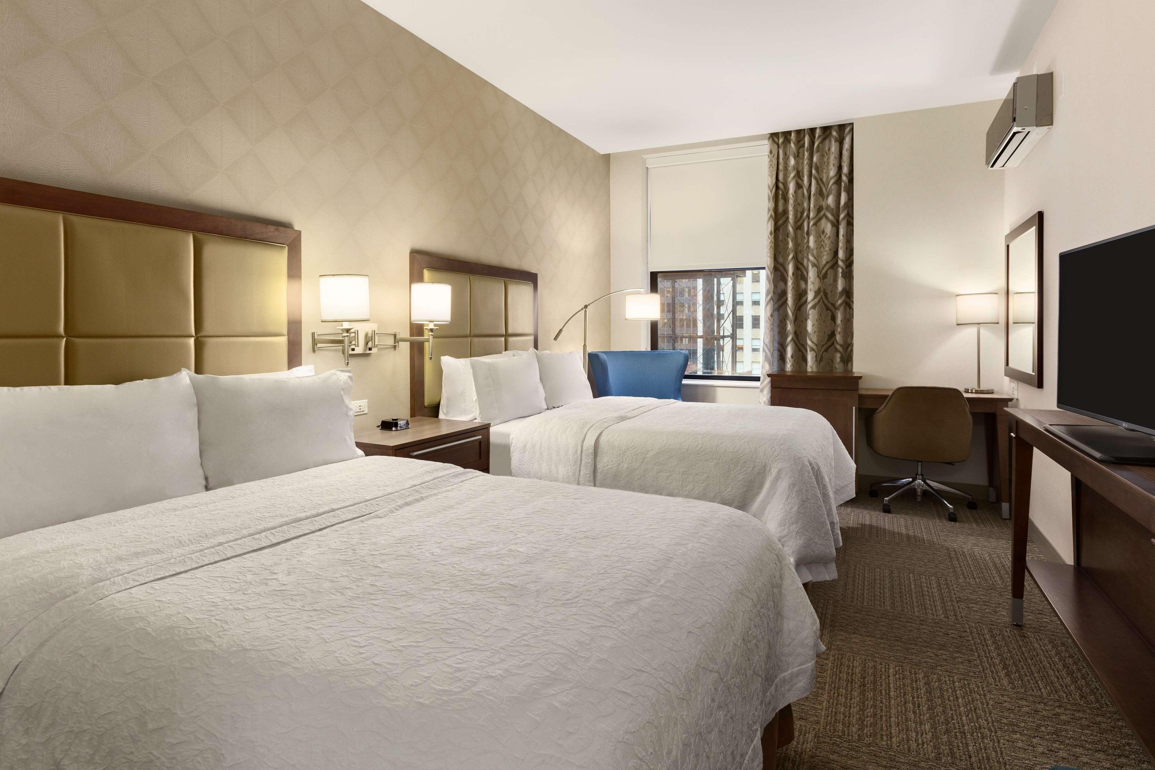 Hampton Inn Chicago Downtown/N Loop/Michigan Ave Buitenkant foto