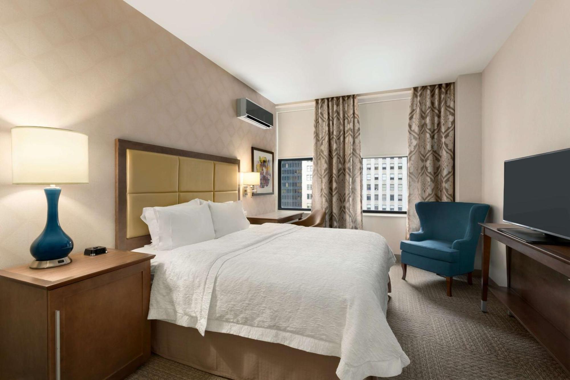 Hampton Inn Chicago Downtown/N Loop/Michigan Ave Buitenkant foto